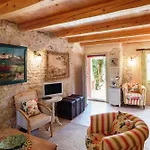 Augustina Mare Apartment *